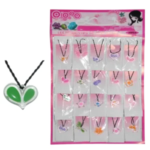 colliers fantaisies 20pcs/carte de la marque SANDY. Réf. BUD135.