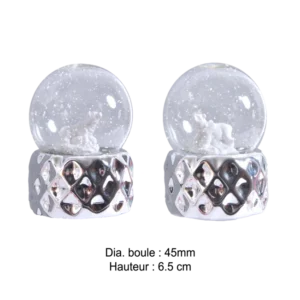 boule à neige 45mm ours 2ass de la marque SANDY. Réf. NVDT102.