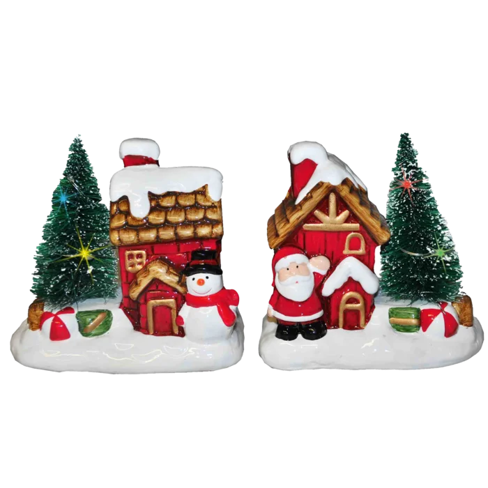maison de Noël avec sapin lumineux de la marque SANDY. Réf. NVUH110L.