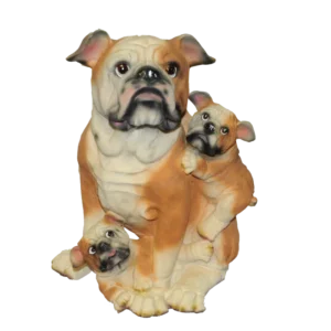 statut bouledogue avec ses chiots de la marque SANDY. Réf. RUD876.