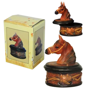 BOITE 5 AVEC TETE DE CHEVAL