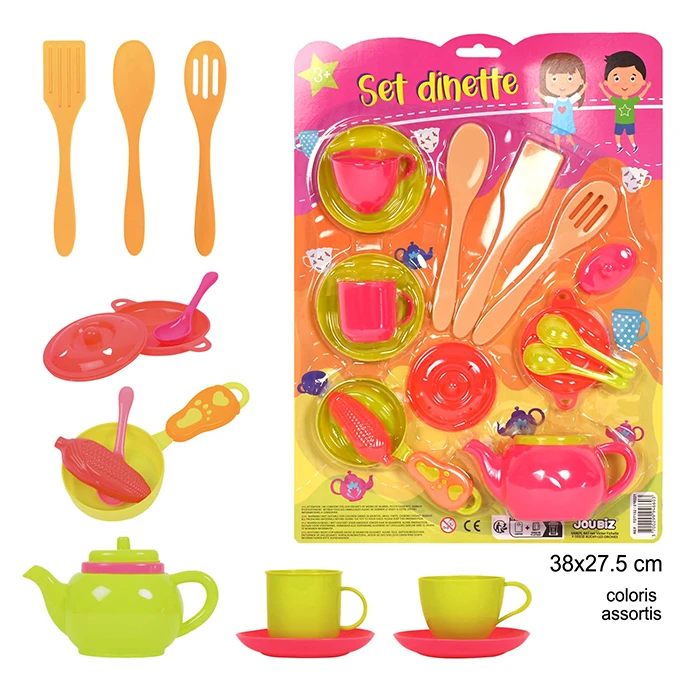 Jouet set cuisine, taille carte : 38 cm de haut et 27,5 cm de large